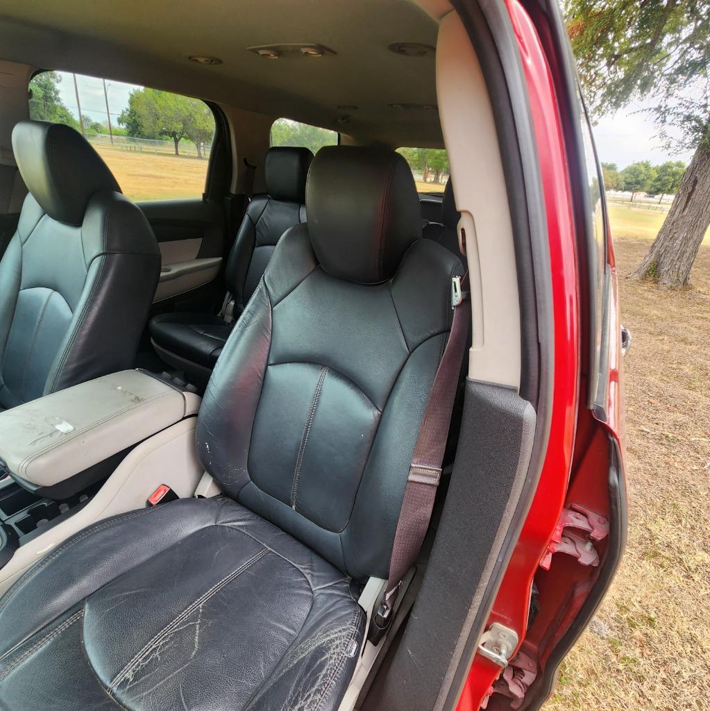 2012 GMC Acadia SL - Photo 9