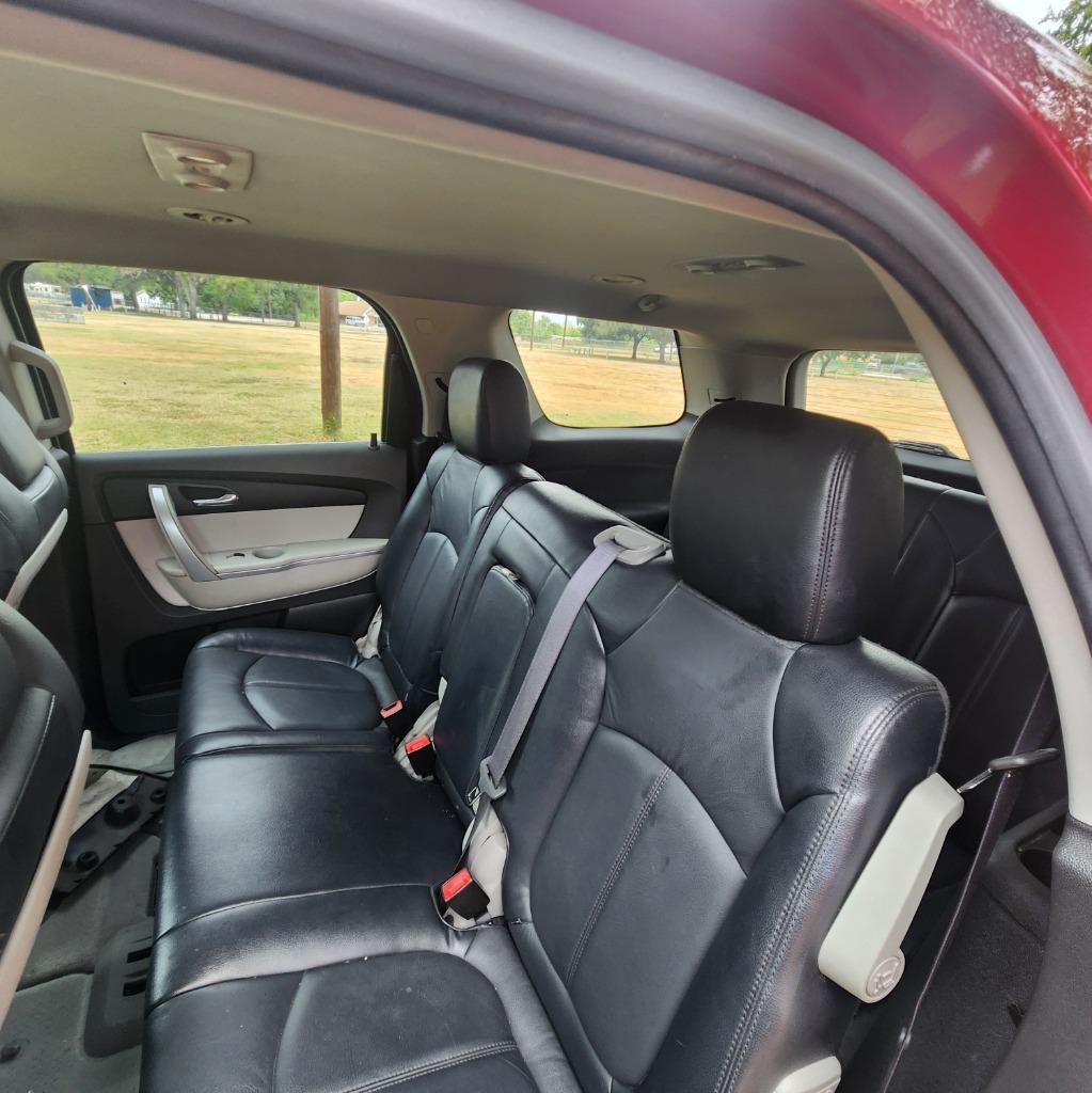 2012 GMC Acadia SL - Photo 10